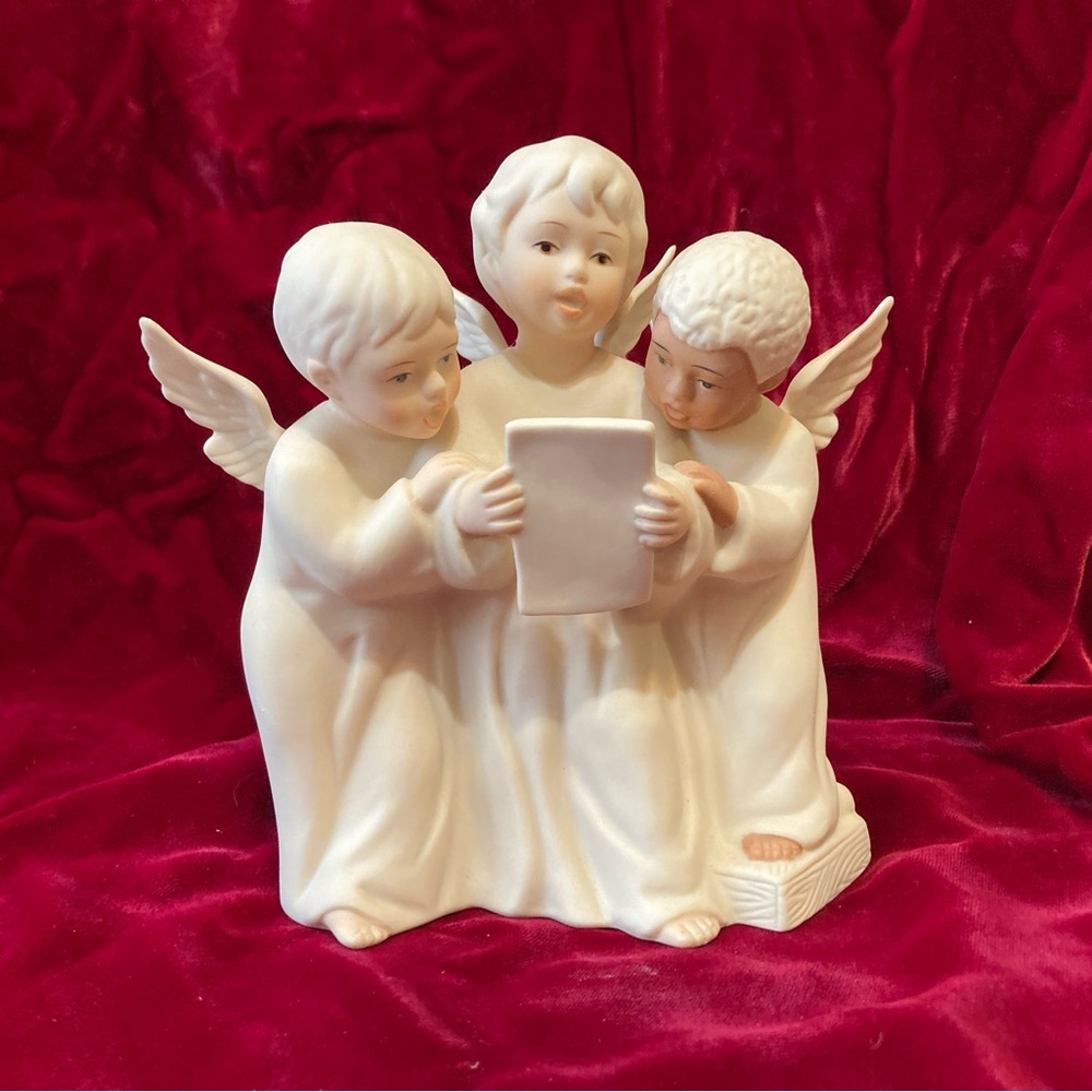 Home Interiors porcelain figurine “The Little Angel Choir “. 1994.
